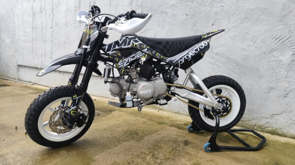 Motorrad Corse 140 RR (Kiste)